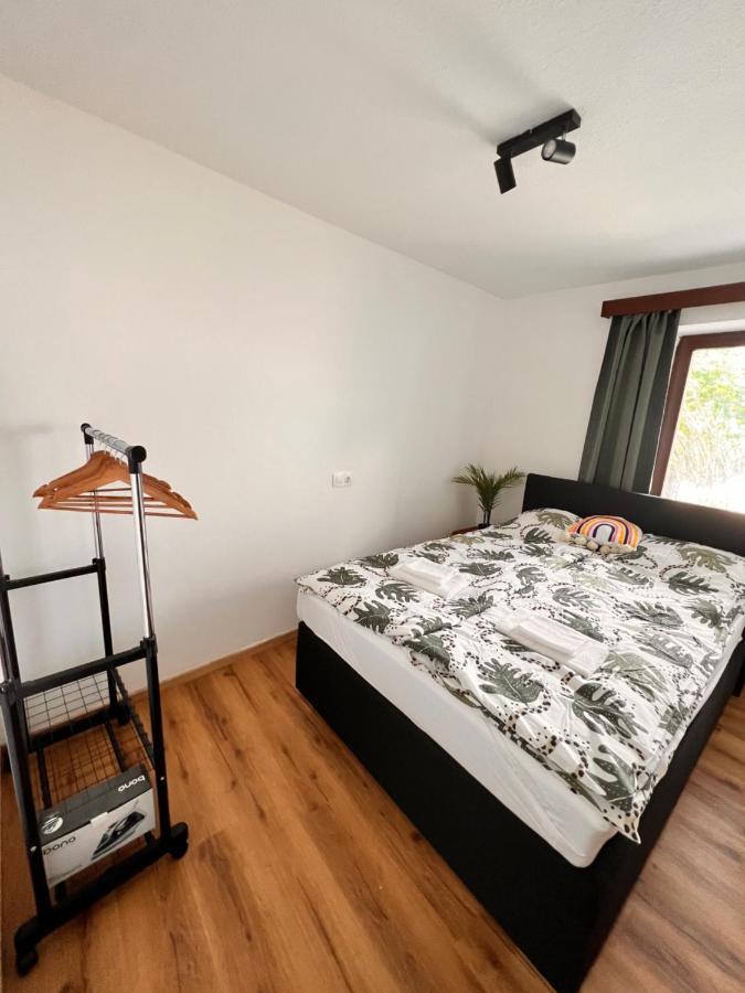 Perfekte Lage! Ganze Wohnung Burgblick Residenz Санкт Файт ан дер Глан Екстериор снимка
